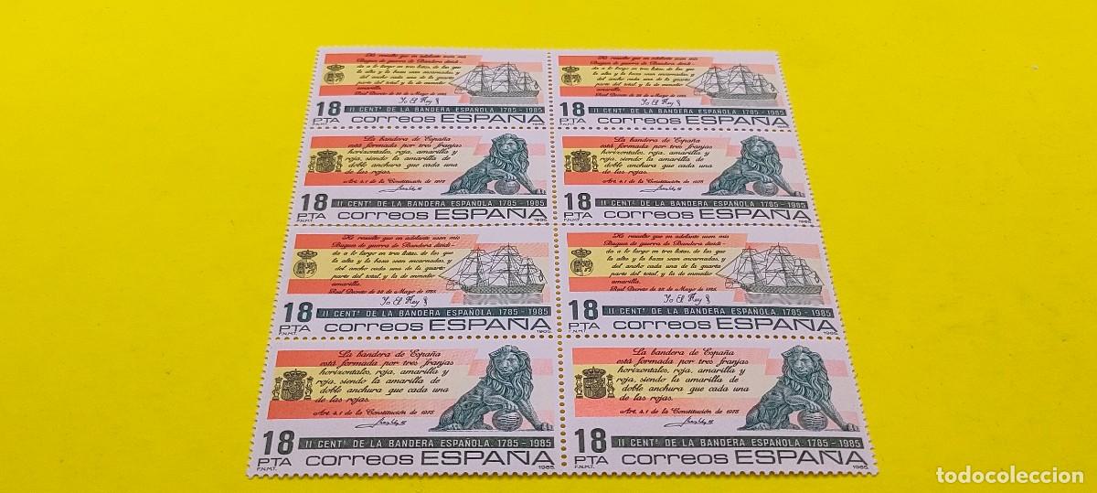 Sellos: Espa&ntilde;a 1985. Edifil 2791 y 2792. II centenario de la Bandera Espa&ntilde;ola. Nuevos. Bloque de 8