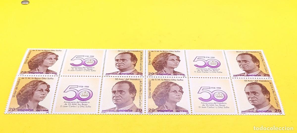 Sellos: Espa&ntilde;a 1988. Edifil 2927 y 2928. 50 aniv. Natalicio SS.MM los Reyes de Espa&ntilde;a. Nuevos. 4 Tr&iacute;pticos