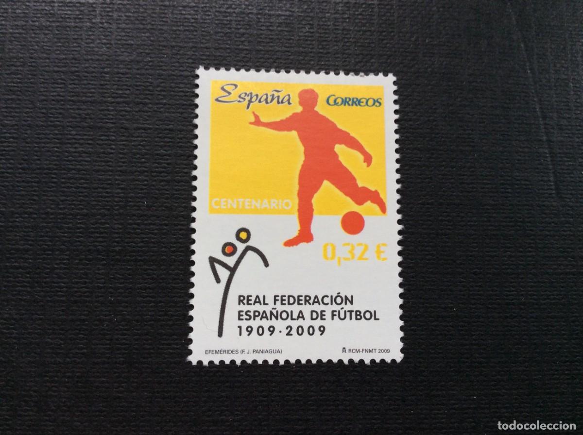 Sellos: ESPA&Ntilde;A N&ordm; YVERT 4514*** A&Ntilde;O 2009. FUTBOL. CENTENARIO FEDERACION ESPA&Ntilde;OLA DE FUTBOL