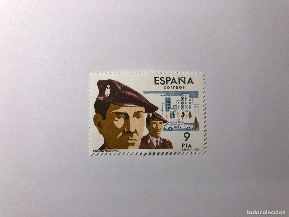 Sellos: Sello postal Correos Espa&ntilde;a, 1983. Valor facial 9 PTA. Edifil 2692. Cuerpo Superior Polic&iacute;a. Nuevo