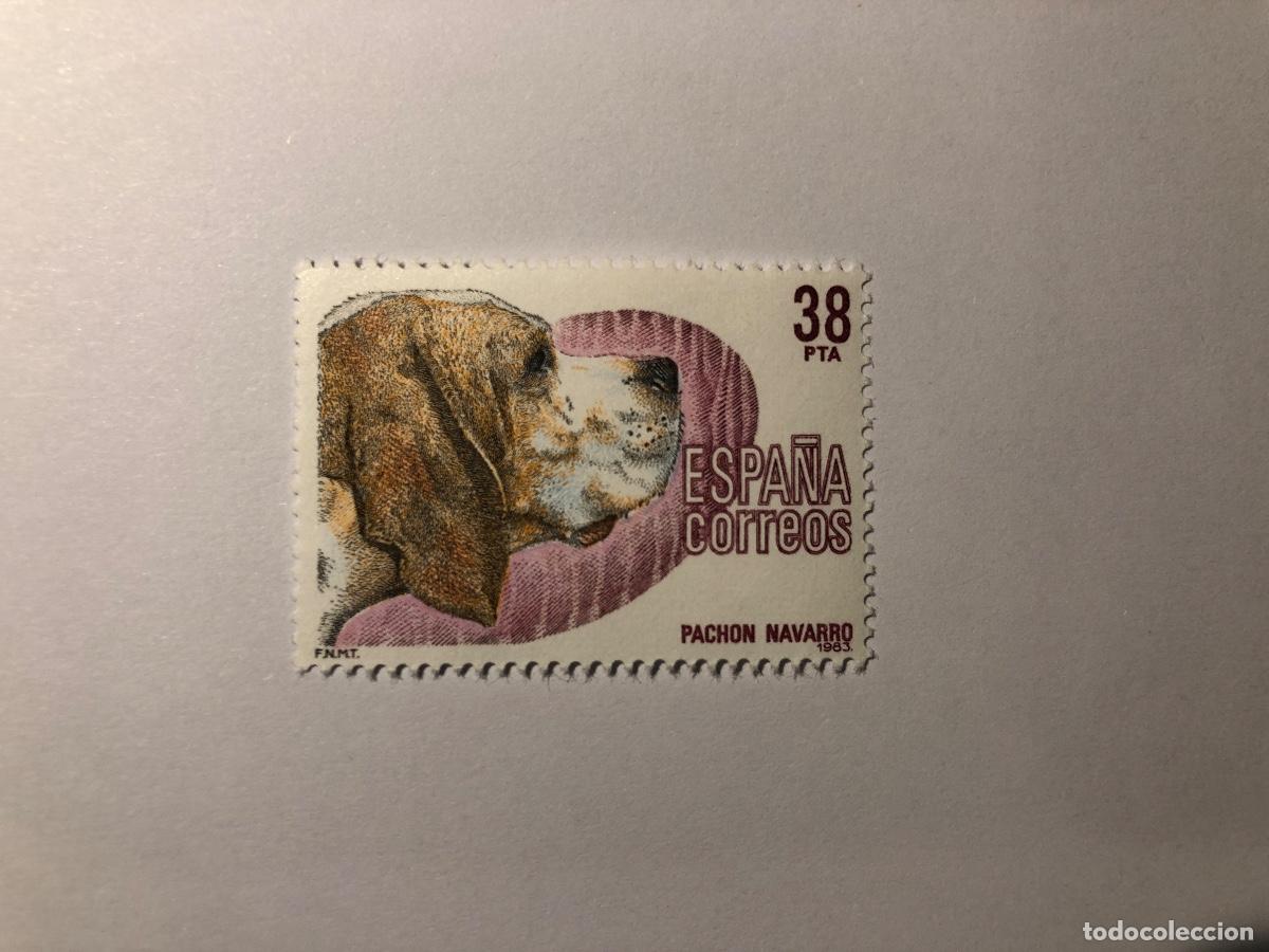 Sellos: Sello postal Correos Espa&ntilde;a de 1983 valor facial 38 PTA. Edifil 2714. Perros de raza espa&ntilde;ola. Nuevo