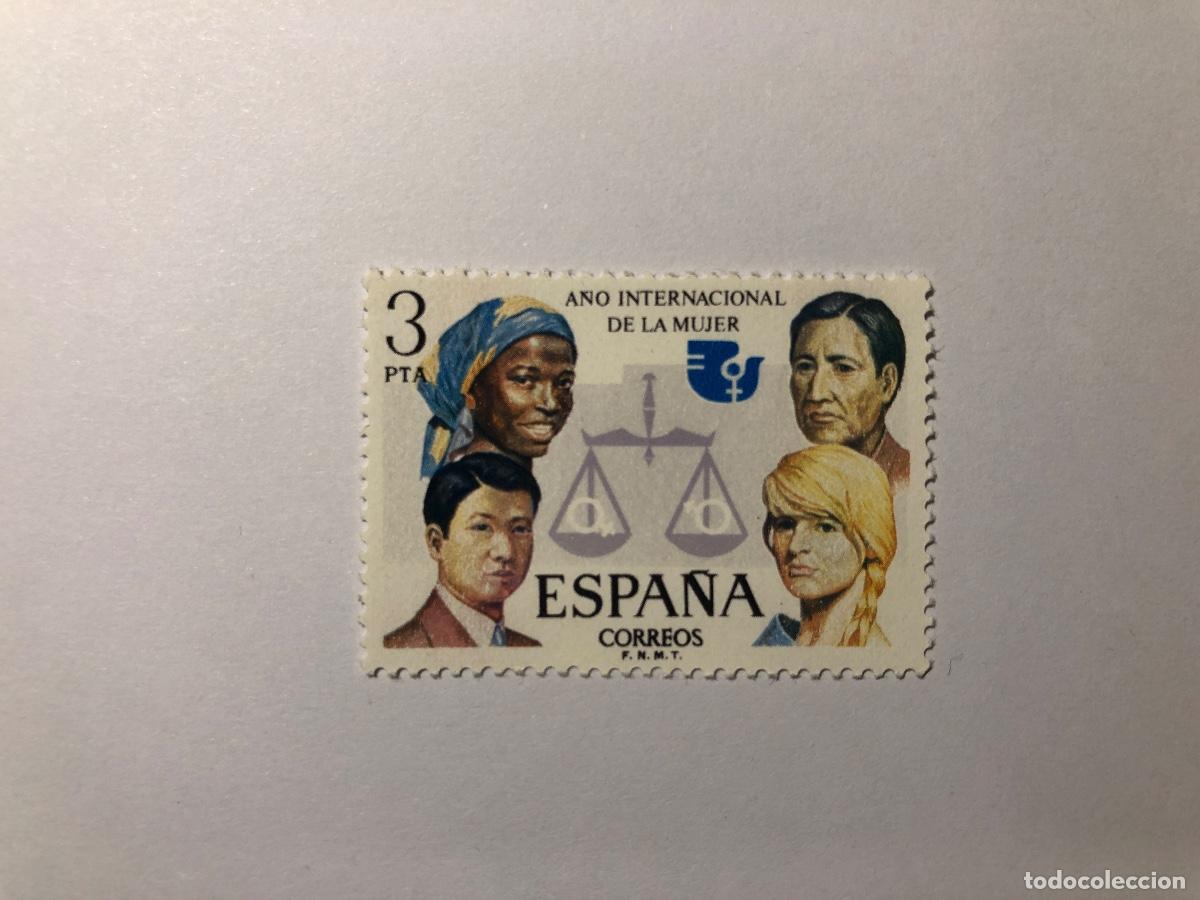 Sellos: Sello postal de Correos Espa&ntilde;a de 1975 valor facial 3 PTA. Edifil 2264. A&ntilde;o inter.de la mujer. Nuevo