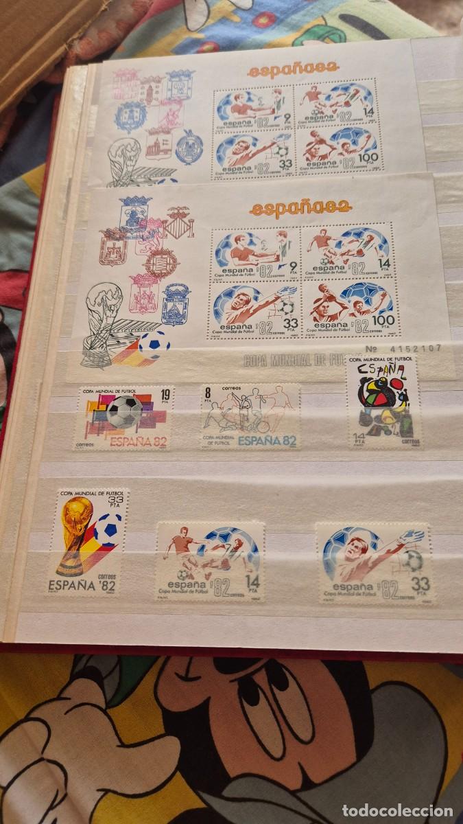 Sellos: SELLOS DE ESPA&Ntilde;A A&Ntilde;O 1982 HOJAS BLOQUE Y SELLOS DE FUTBOL ESPA&Ntilde;A 82
