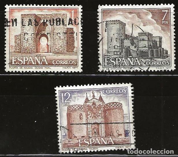 Sellos: ESPA&Ntilde;A - LOTE DE 3 SELLOS - EDIFICIOS (USADO) LOTE 341