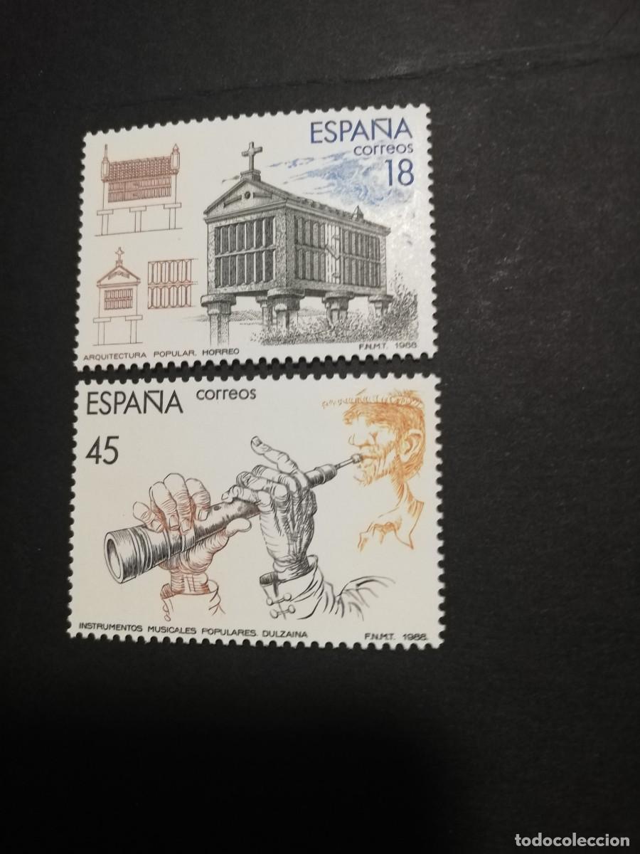 Sellos: ESPA&Ntilde;A A&Ntilde;O 1988.-TURISMO.- YT 2571/72