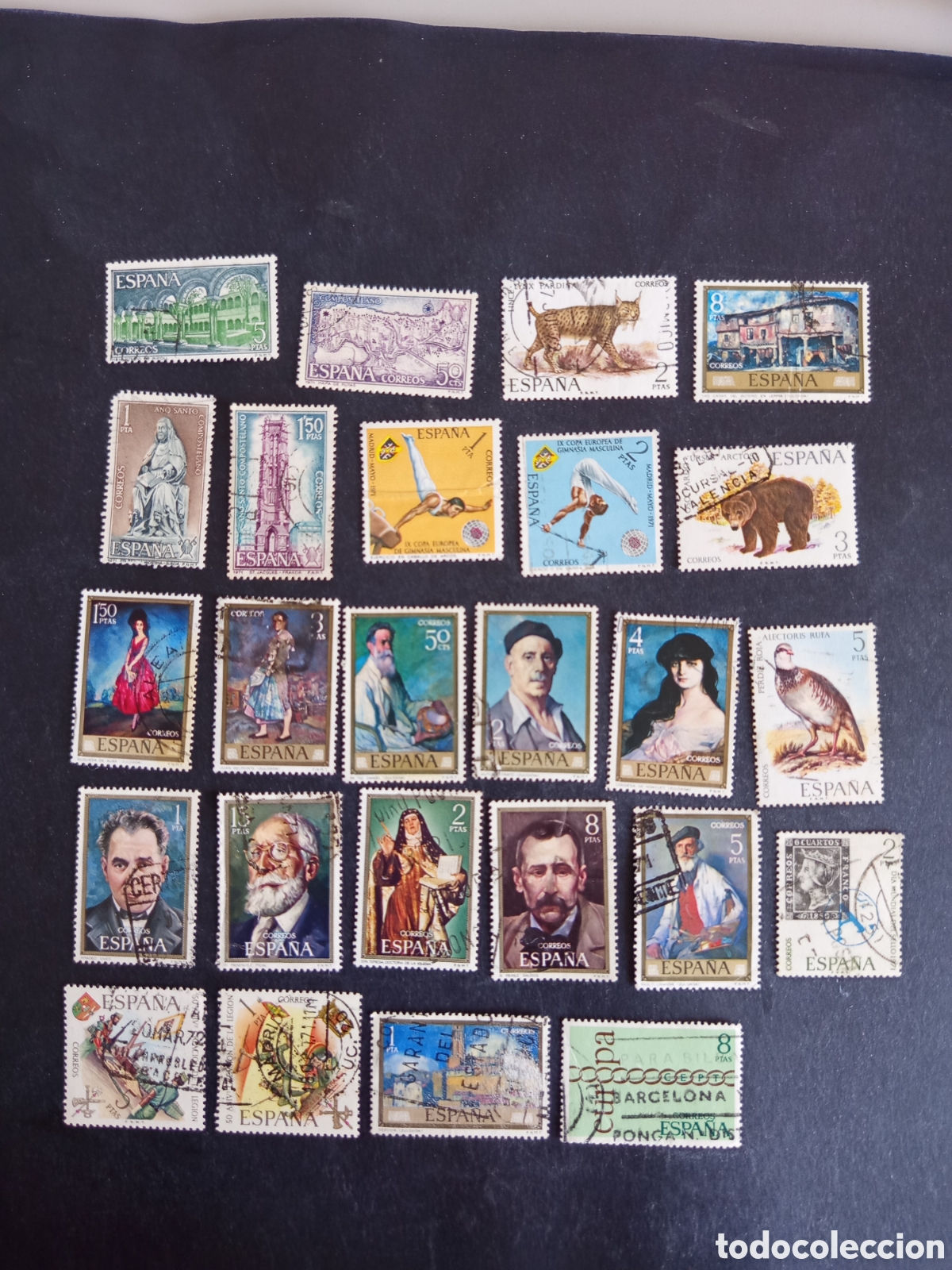 Sellos: Espa&ntilde;a. Lote de 100 sellos usados. Diversos temas. Pedido m&iacute;nimo 3 &euro;. Ver fotos . No hay repetidos.