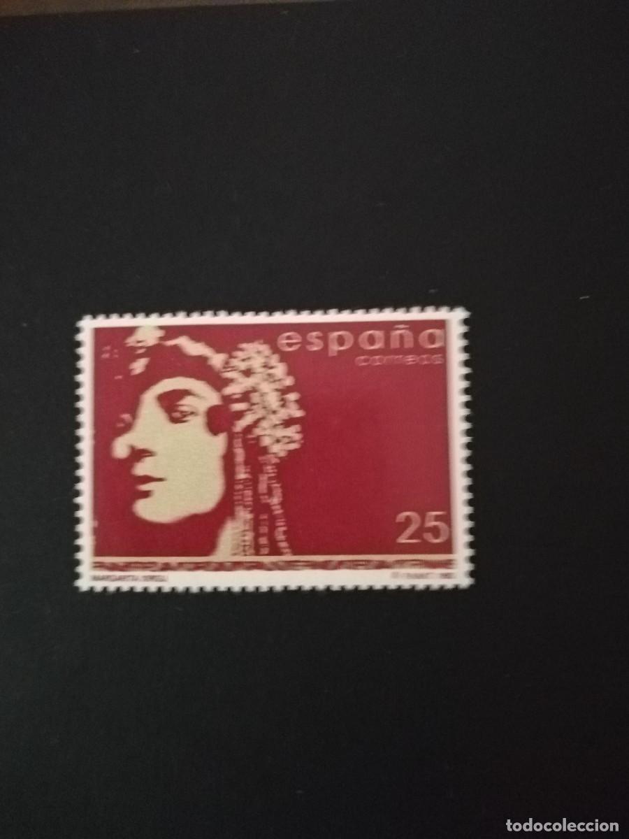 Sellos: ESPA&Ntilde;A 1992.- MUJERES FAMOSAS ESPA&Ntilde;OLAS.-MARGARITA XIRGU.- YT 1760