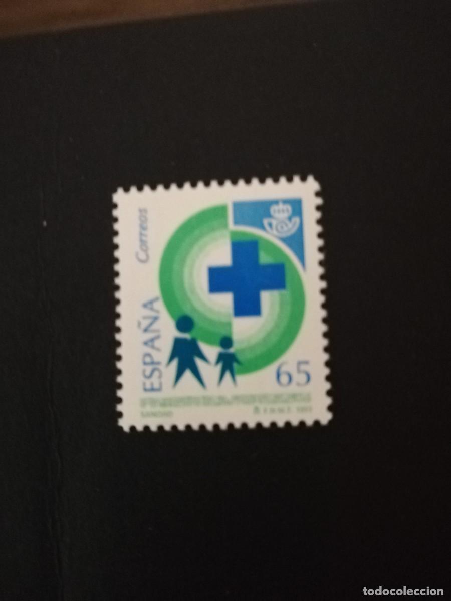 Sellos: ESPA&Ntilde;A 1993.- SERVICIOS PUBLICOS.- SANIDAD.- YT 2834