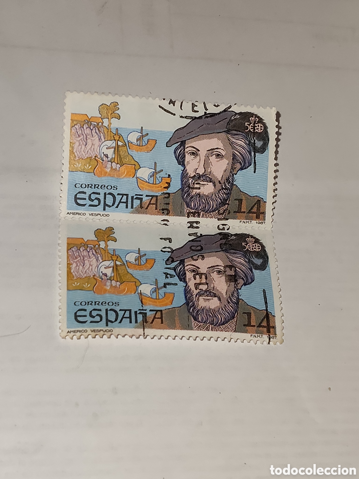 Sellos: 2 sellos de Espa&ntilde;a Am&eacute;rico Vespucio 1987