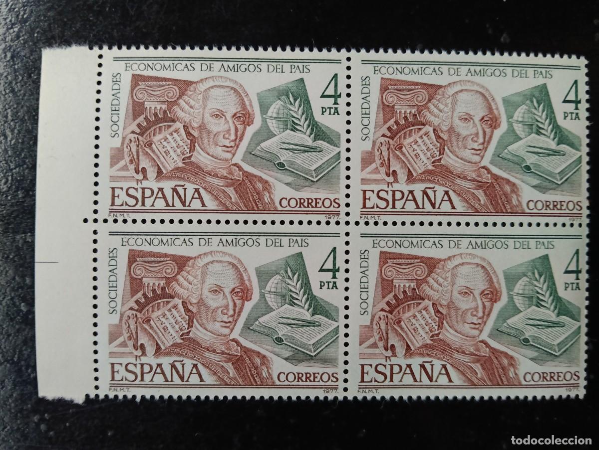 Sellos: ESPA&Ntilde;A 1977 - EDIFIL N&ordm; 2402 - Sociedades Econ&oacute;micas Amigos del Pa&iacute;s - BLOQUE DE 4