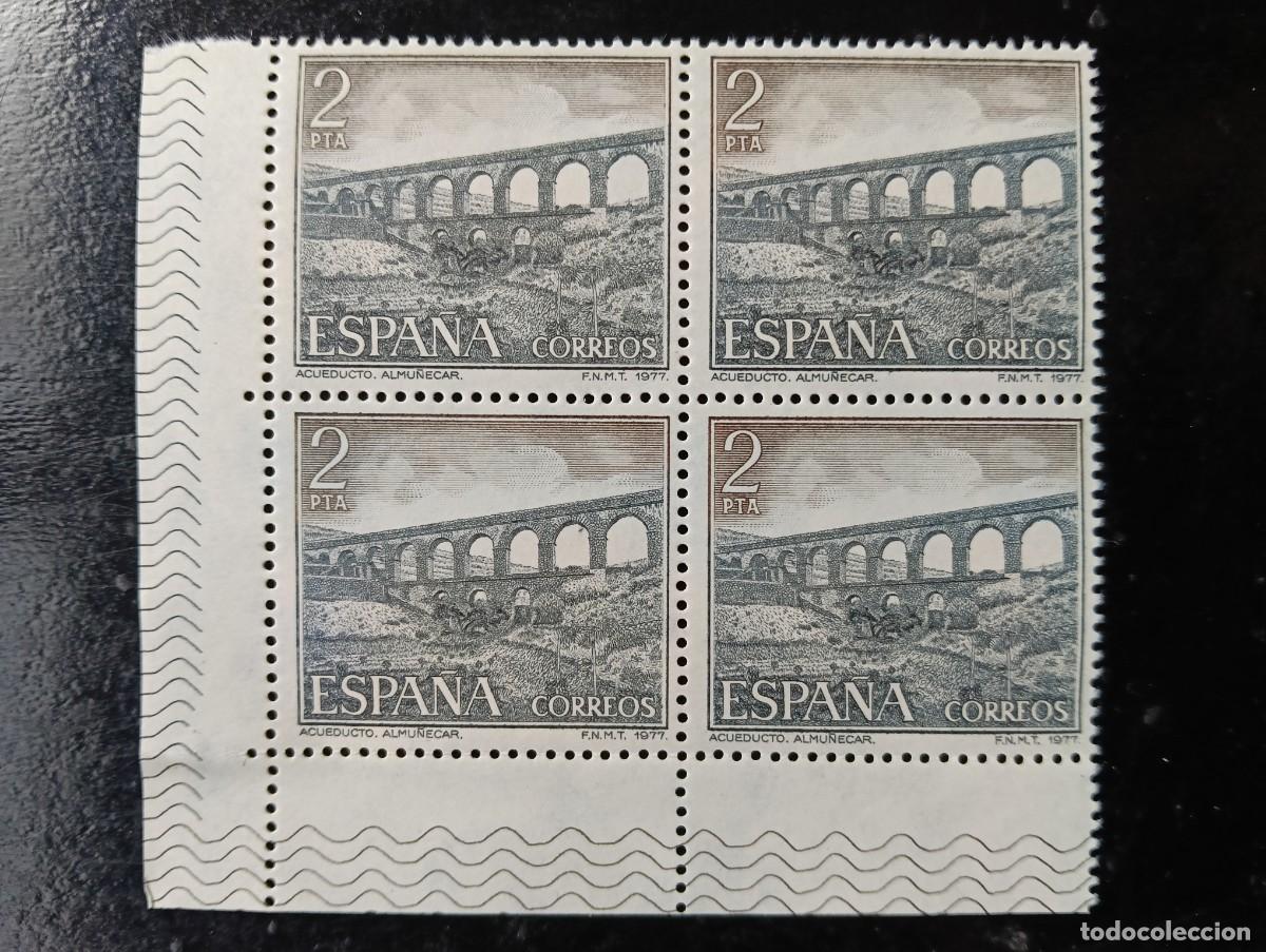 Sellos: ESPA&Ntilde;A 1977 - EDIFIL 2418 - ACUEDUCTO, ALMU&Ntilde;ECAR - BLOQUE DE 4