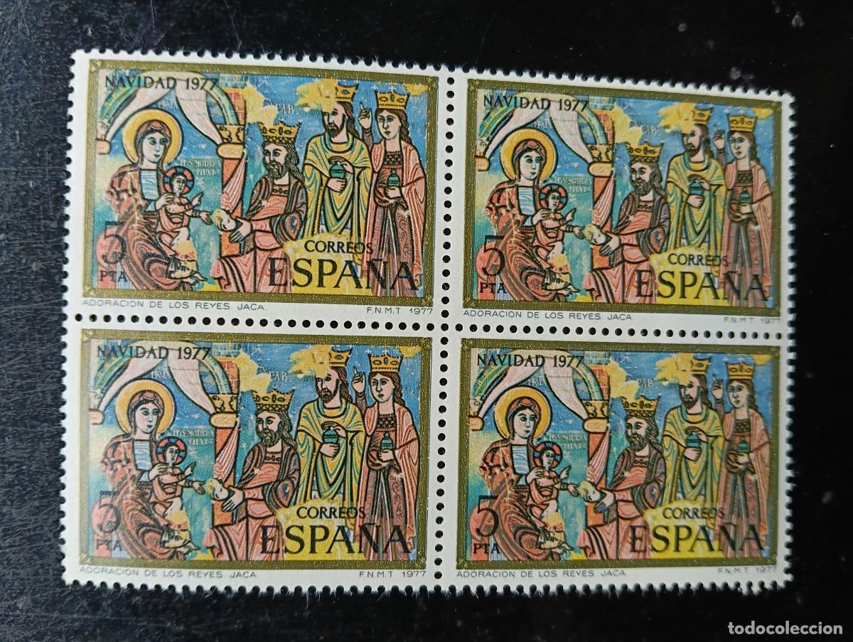 Sellos: ESPA&Ntilde;A - Navidad 1977. Adoraci&oacute;n de los Reyes. Jaca. Edifil 2446 - BLOQUE DE 4