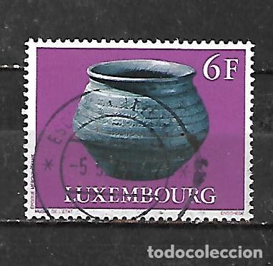 Sellos: 1976: Arqueolog&iacute;a merovingia - Jarr&oacute;n (usado)