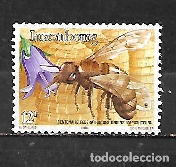 Sellos: 1986: 100 A&ntilde;os federaci&oacute;n nacional apicultores (MH*)
