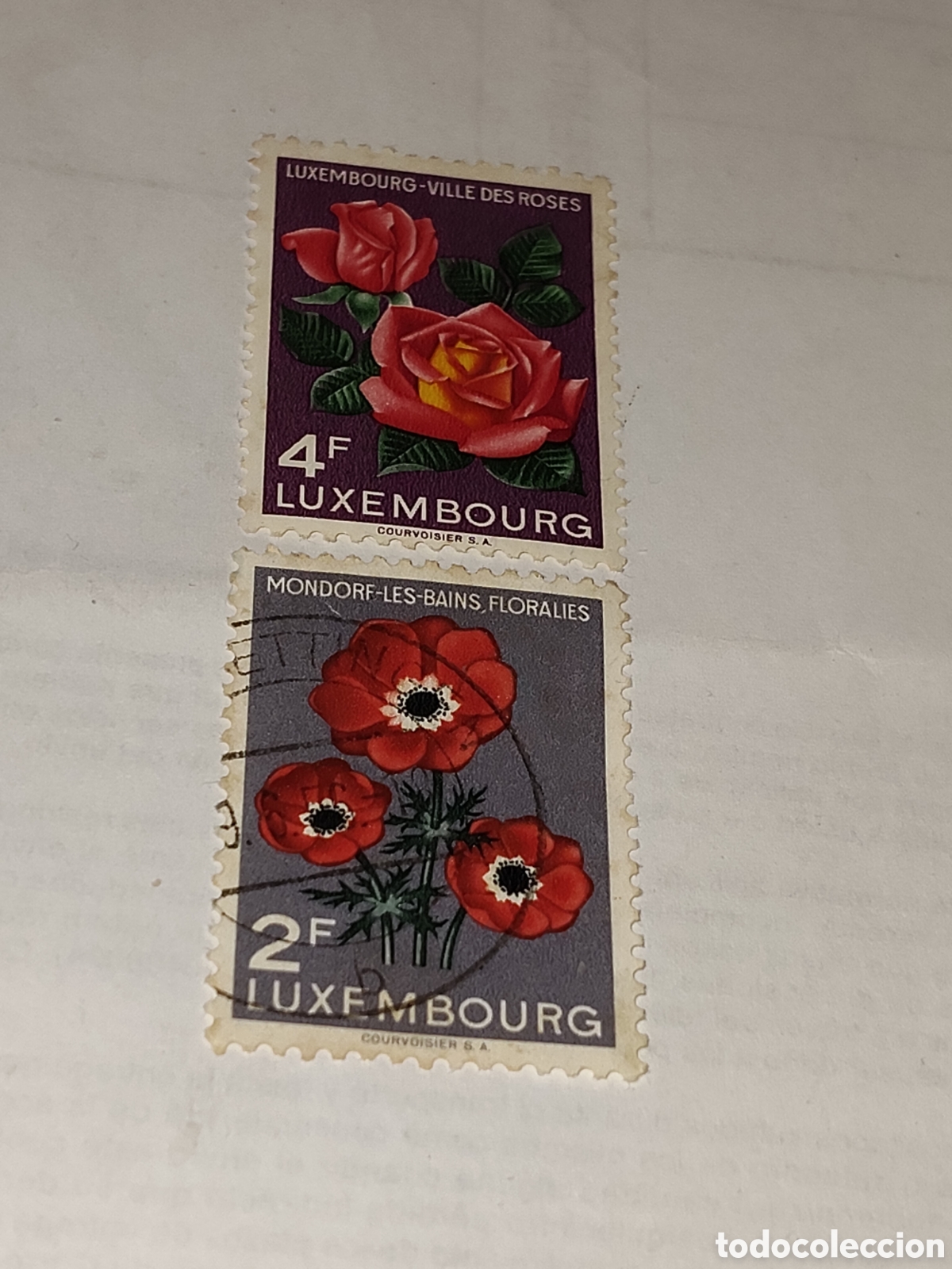 Sellos: 2 sellos de Luxemburgo ciudad de las rosas 1956
