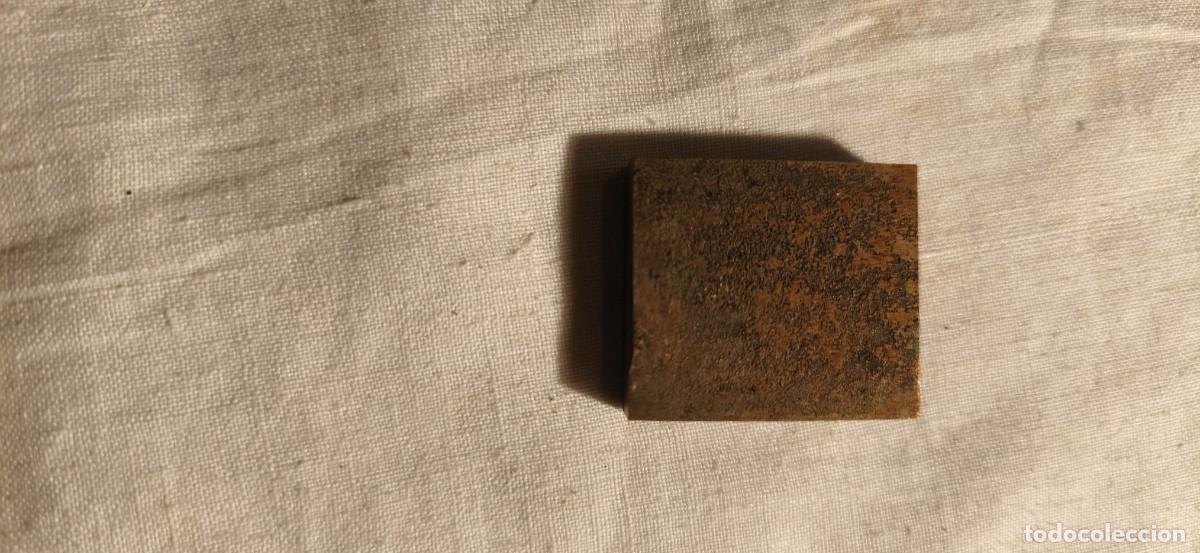Sellos: Troquel de bronce con el escudo de Espa&ntilde;a, antiguo - Foto 2