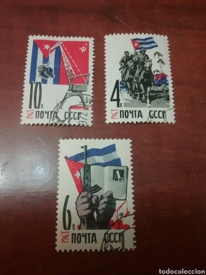 Timbres: Sellos Rusia (CCCP/URSS) mtdos/charnela/1963/Amistad/Cuba/bandera/caballo/militar/armas/emblema/libr