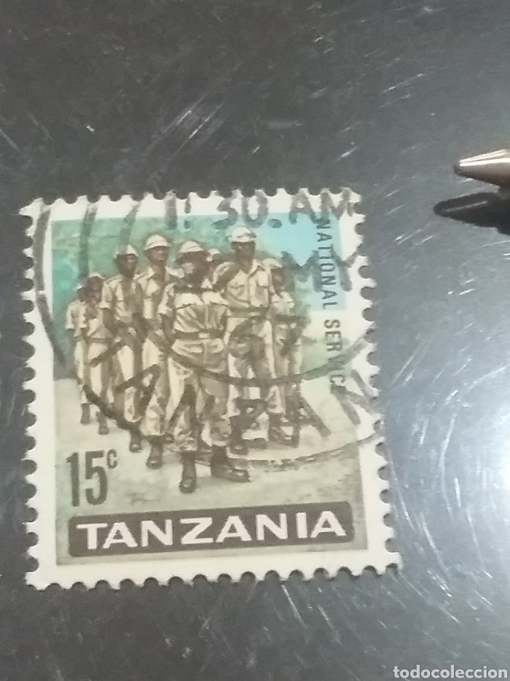 Timbres: Sello Tanzania mtdos (1 dde 14v)/temas/nacionales/ejercito/militar/soldado/uniforme/