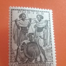 Sellos: SELLO C. SOMALÍ FRANCESA NUEVO (S1/9V) 1938. GUERREROS SOMALÍES. LANZA. ESCUDO. HISTORIA. MILITAR. C