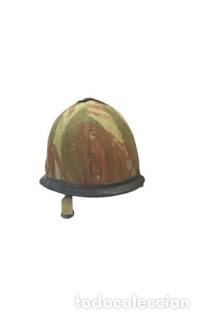 Sellos: Casco militar con camuflaje