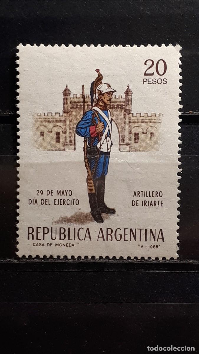 Sellos: MILITAR. ARGENTINA. A&Ntilde;O 1968. **. YVERT 813
