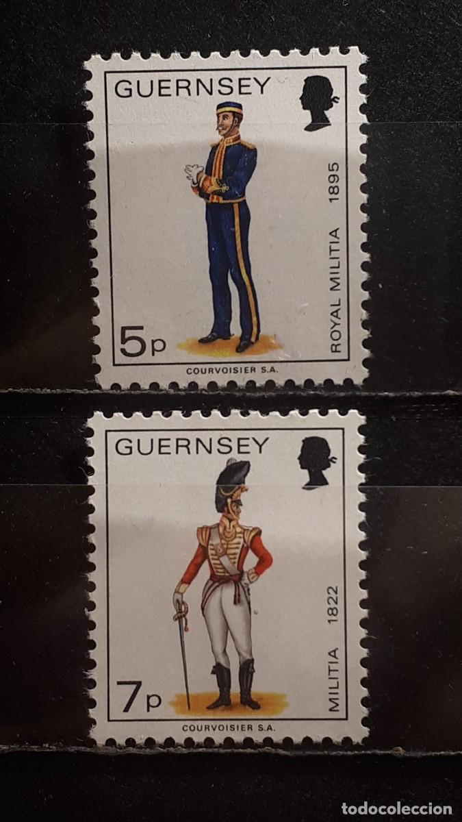 Sellos: MILITAR. GUERNSEY. A&Ntilde;O 1976. **. YVERT 130/1