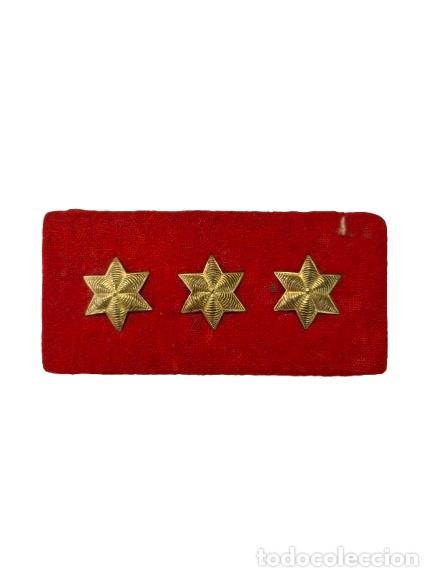 Sellos: conjunto de insignias militar