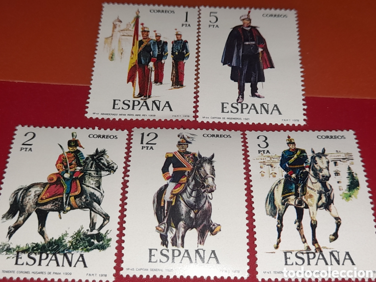 Sellos: Sello Espa&ntilde;a nuevo 1978. Uniformes militares. Caballo. Caballeria. Soldado. Historia. Bandera.