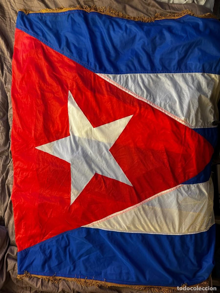 Sellos: RARA BANDERA MILITAR DE CUBA &ndash; ANTERIOR A 1959 &ndash; &Eacute;POCA - Batista -CON FLECOS DORADOS &ndash; 230 &times; 125 CM