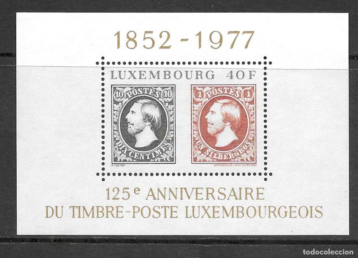 Sellos: LUXEMBURGO- 1977 ** HOJITA- 125 ANIVERSARIO DEL SELLO LUXEMBURUES