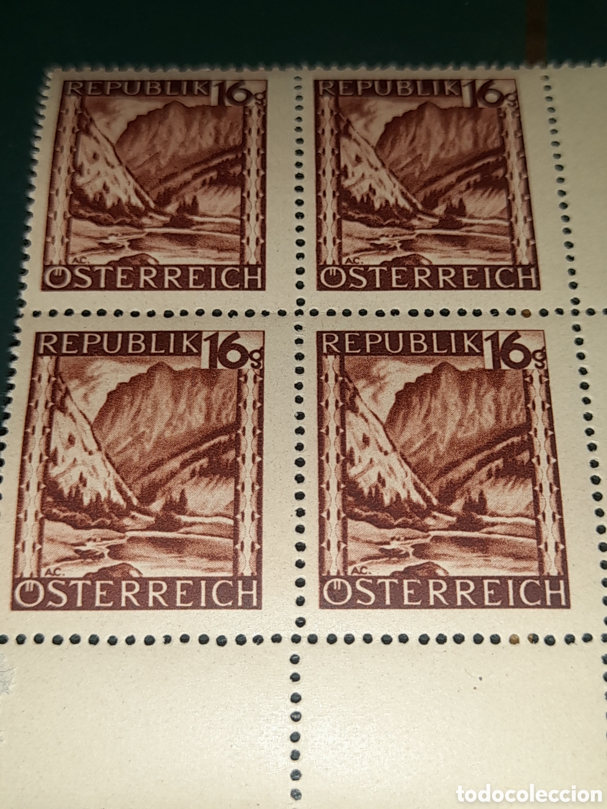 Sellos: Sello Austria nuevo 1946. Entrada Gesause. Naturaleza. Monta&ntilde;as. Paisaje. Rocas.