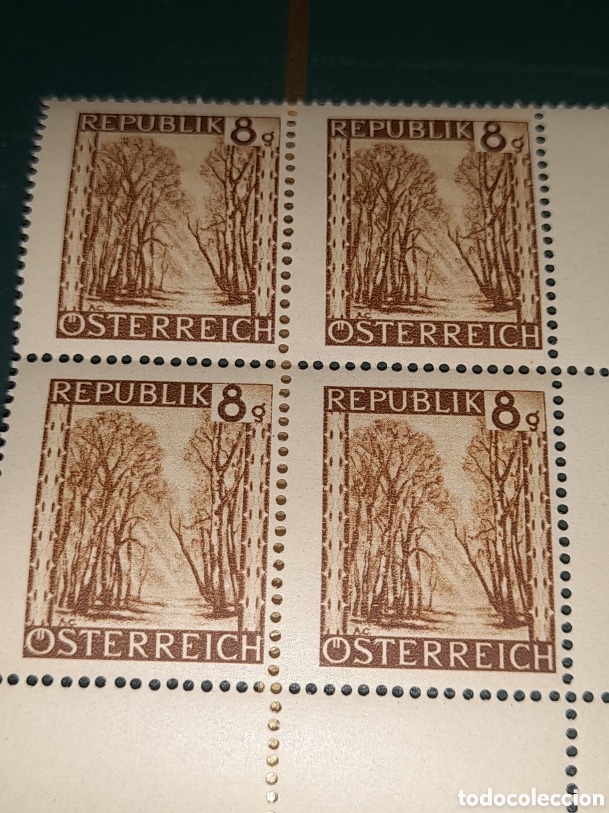 Sellos: Sello Austria nuevo 1945. Paisajes. Vistas. Naturaleza. Praterallee. &Aacute;rboles. Bosque. Flora.