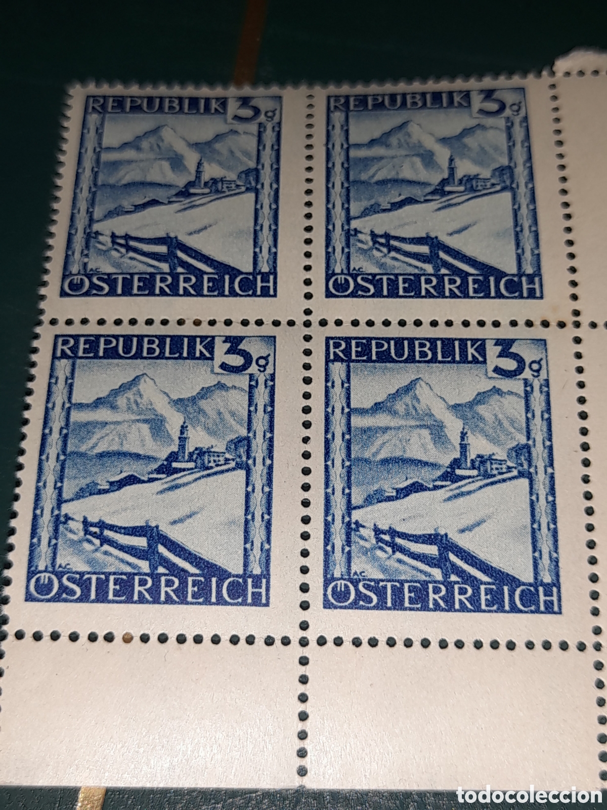 Sellos: Sello Austria nuevo 1945. Paisajes. Vistas. Lermoos. Tirol. Monta&ntilde;as. Naturaleza. Nieve