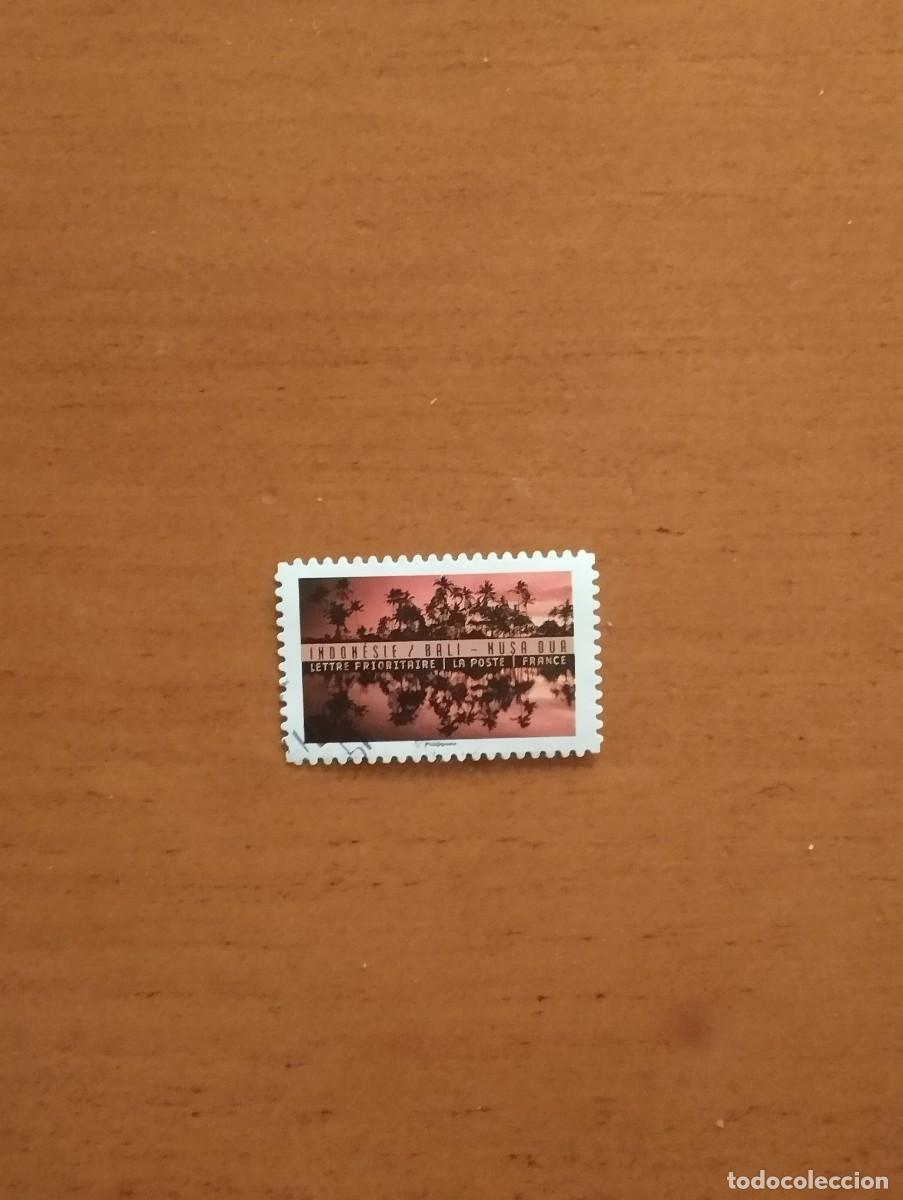 Sellos: 22.04/ Francia. Autoadhesivo. Sello en usado. Paisaje