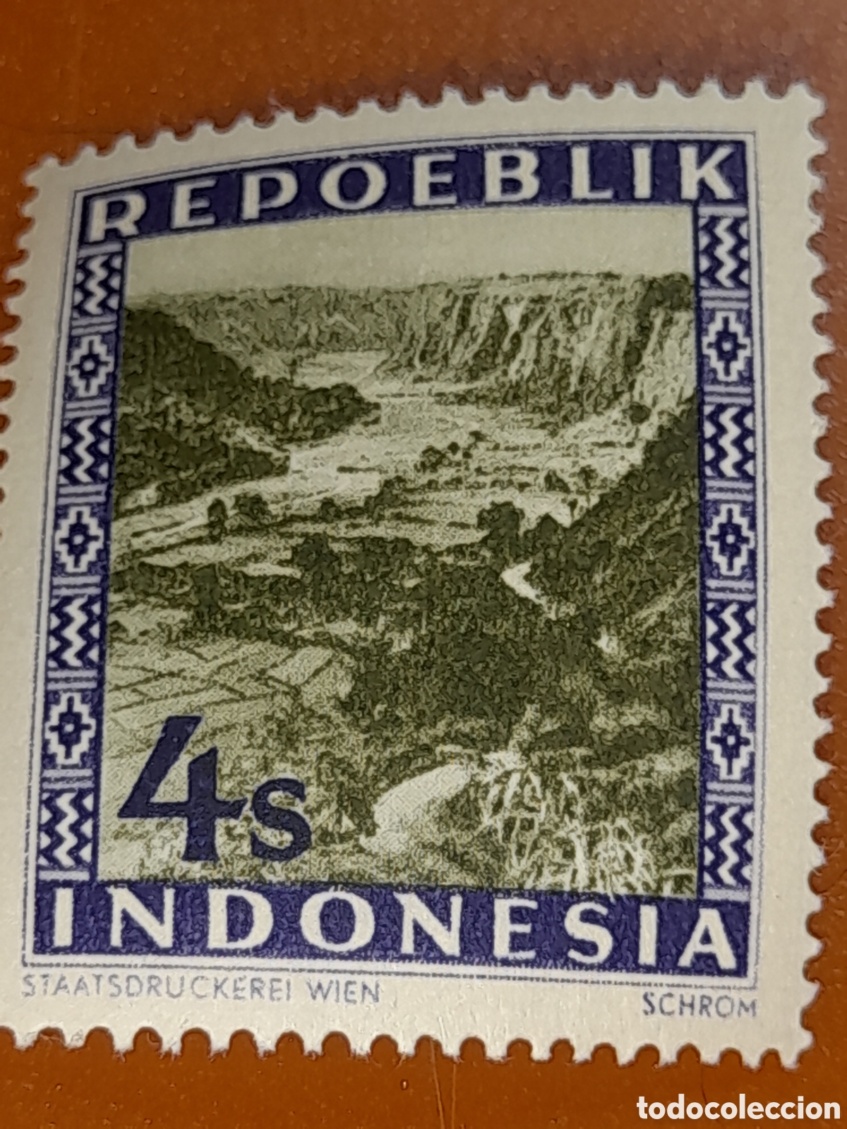 Sellos: Sello (1/24v) Indonesia nuevo 1947-1948. Inscripcion Repoeblik. Ca&ntilde;&oacute;n B&uacute;falo. Naturaleza. Acantilado