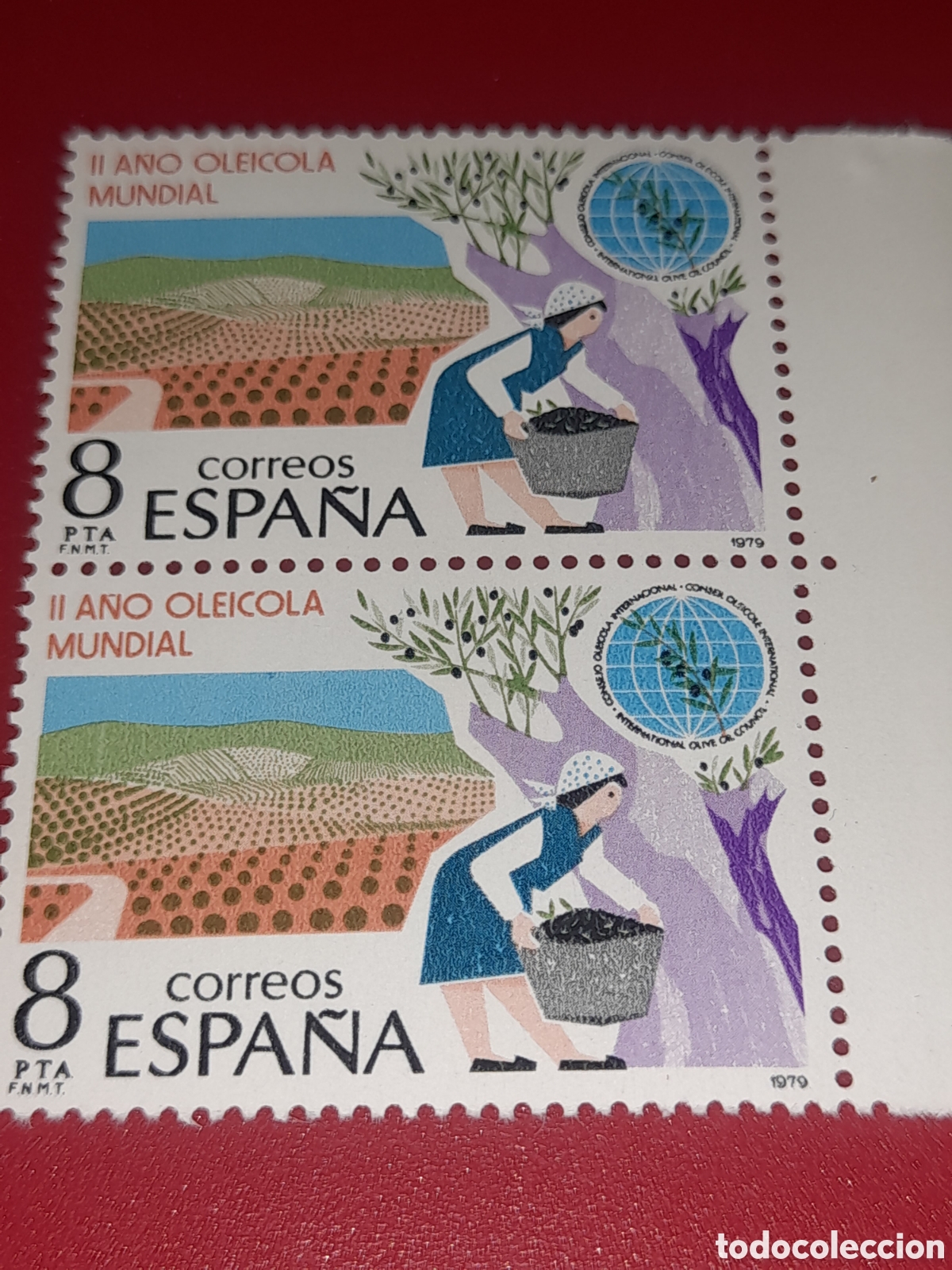 Sellos: Sello Espa&ntilde;a nuevo 1979. II a&ntilde;o oleicola inter. Campo. Agricultura. Cosecha. Vi&ntilde;as. Olivos. Naturale