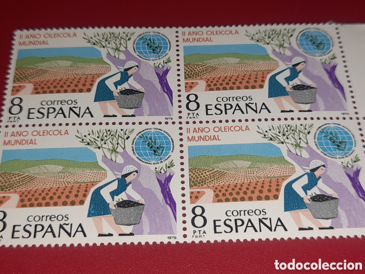 Sellos: Sello Espa&ntilde;a nuevo 1979. II a&ntilde;o oleicola inter. Campo. Agricultura. Cosecha. Vi&ntilde;as. Olivos. Naturale
