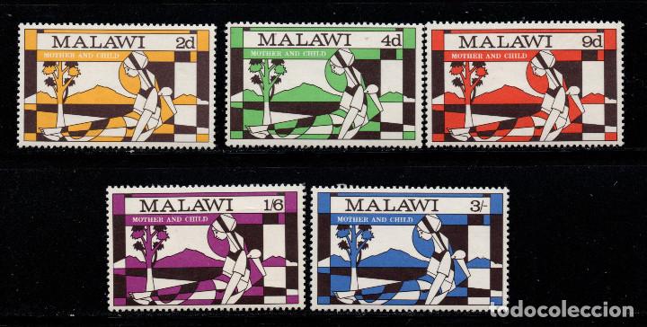 Sellos: MALAWI 138/42** - A&Ntilde;O 1970 - NAVIDAD - Foto 1