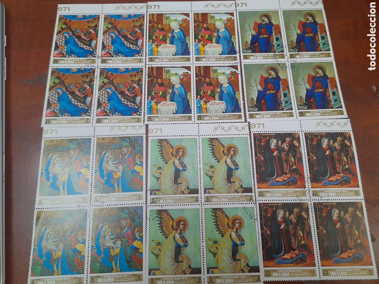 Sellos: Sello Umm al Qiwain mtdo 1971. Navidad. Arte. Pinturas. Religi&oacute;n. Nacimiento Cristo. Adoraci&oacute;n. Esce