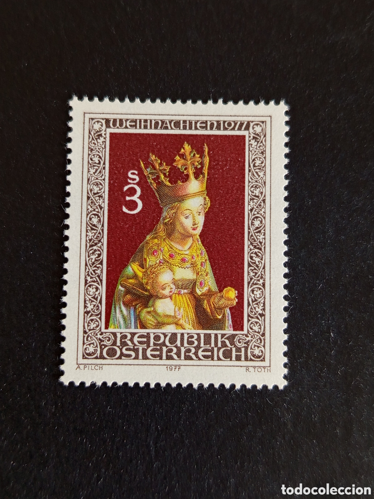 Sellos: AUSTRIA, 1977. Navidad. Escultura en madera&rdquo; La Virgen y el Ni&ntilde;o&rdquo;. Yvert 1393. Pedido m&iacute;nimo 3 &euro;.