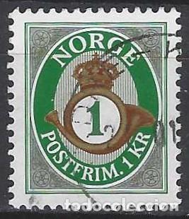 Sellos: NORUEGA 2001 - CUERNO POSTAL Y CIFRA, VERDE/GRIS, FONDO RAYADO - USADO