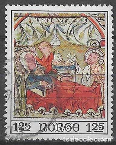 Sellos: NORUEGA 1975 - NAVIDAD, PINTURAS DE LAS VOLUTAS DE LA IGLESIA DE MADERA DE AL - USADO