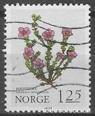 Sellos: NORUEGA 1979 - FLORES DE LAS MONTA&Ntilde;AS, SAX&Iacute;FRAGA P&Uacute;RPURA - USADO