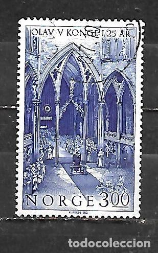 Sellos: 1982: XXV Aniversario del reinado de Olav V (usado)