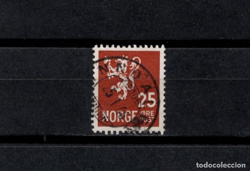 Sellos: Sello usado. Escudo nacional. 1940 a 1941. Sello de 25 ore. Yvert 230.