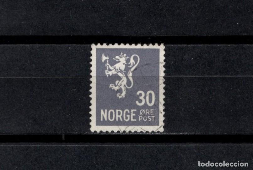 Sellos: Sello usado. Le&oacute;n rampante. Sello de 30 ore. 1949 julio. Yvert 289A.