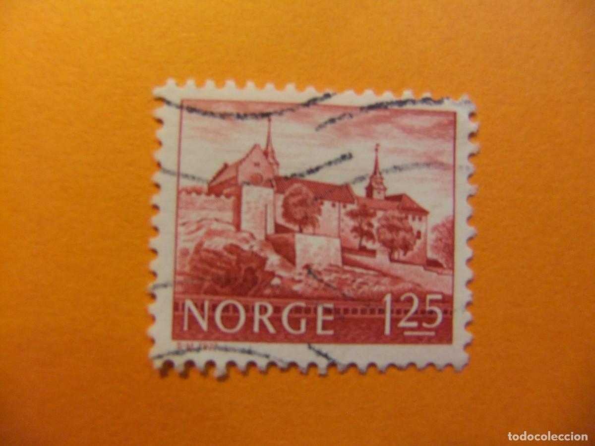Francobolli: 59 NORUEGA NORGE 1977 / CASTILLO de AKERSHUS / YVERT 695 FU