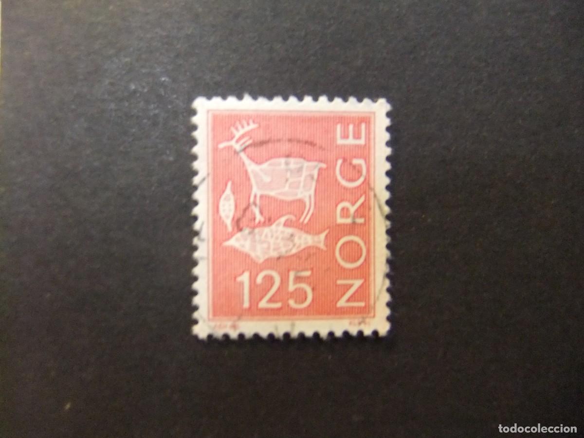 Sellos: L 47 NORUEGA NORGE 1975 / RENO PEZ TRAMPA / / YVERT 653 FU