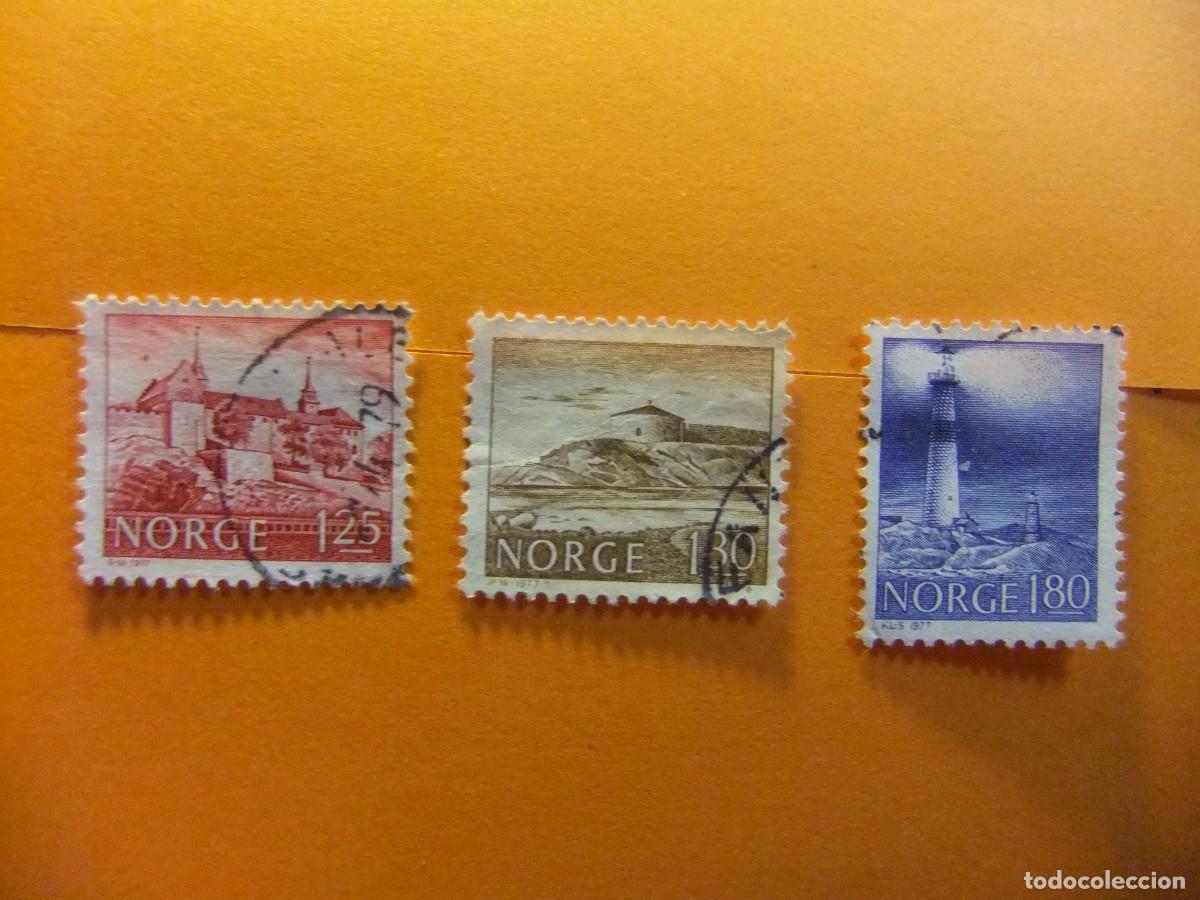 Sellos: L 47 NORUEGA NORGE 1977 / MONUMENTOS / YVERT 695 / 697 FU