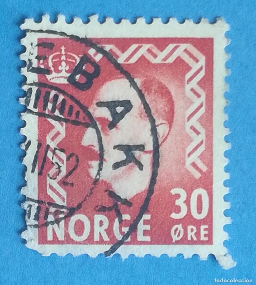 Sellos: Noruega. Rey Haakon VII. 30 &oslash;re. Color rojo.